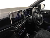 Volkswagen T-Roc Image 2