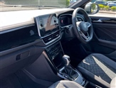Volkswagen T-Roc Image 2