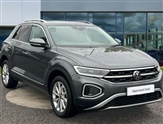 Volkswagen T-Roc Image 1