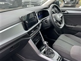 Volkswagen T-Roc Image 2