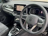 Volkswagen T-Roc Image 6