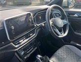 Volkswagen T-Roc Image 2