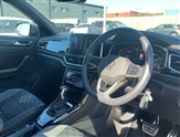 Volkswagen T-Roc Image 6