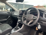Volkswagen T-Roc Image 6