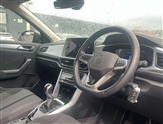 Volkswagen T-Roc Image 6