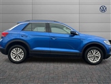 Volkswagen T-Roc Image 4