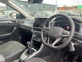 Volkswagen T-Roc Image 6