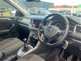 Volkswagen T-Roc Image 6