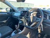 Volkswagen T-Roc Image 6