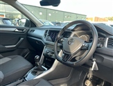 Volkswagen T-Roc Image 6