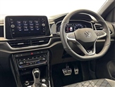 Volkswagen T-Roc Image 2