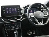 Volkswagen T-Roc Image 2