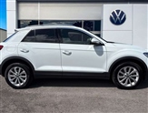 Volkswagen T-Roc Image 3