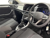 Volkswagen T-Roc Image 6