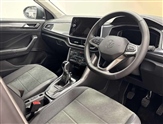 Volkswagen T-Roc Image 6