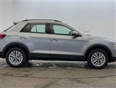 Volkswagen T-Roc Image 4