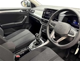 Volkswagen T-Roc Image 6