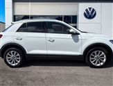 Volkswagen T-Roc Image 3