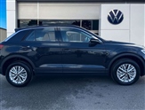 Volkswagen T-Roc Image 3