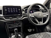 Volkswagen T-Roc Image 2