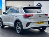 Volkswagen T-Roc Image 2