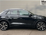 Volkswagen T-Roc Image 2