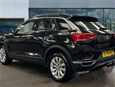 Volkswagen T-Roc Image 3