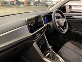 Volkswagen T-Roc Image 2