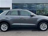 Volkswagen T-Roc Image 4