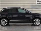 Volkswagen T-Roc Image 2