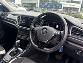 Volkswagen T-Roc Image 6