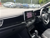 Volkswagen T-Roc Image 2