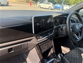 Volkswagen T-Roc Image 2