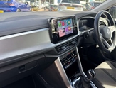Volkswagen T-Roc Image 2