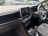 Volkswagen T-Roc Image 2