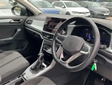 Volkswagen T-Roc Image 6