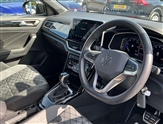 Volkswagen T-Roc Image 6