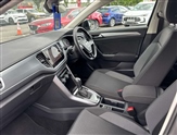 Volkswagen T-Roc Image 6
