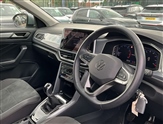 Volkswagen T-Roc Image 6