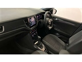 Volkswagen T-Roc Image 2