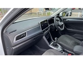 Volkswagen T-Roc Image 2
