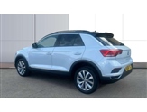 Volkswagen T-Roc Image 2