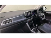 Volkswagen T-Roc Image 2