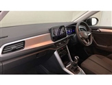 Volkswagen T-Roc Image 2