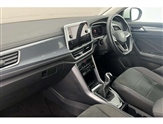 Volkswagen T-Roc Image 2