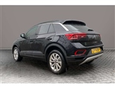 Volkswagen T-Roc Image 3