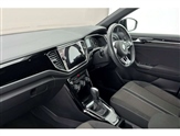 Volkswagen T-Roc Image 2