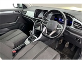Volkswagen T-Roc Image 6