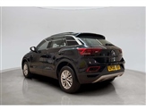 Volkswagen T-Roc Image 3