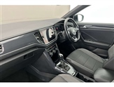 Volkswagen T-Roc Image 2